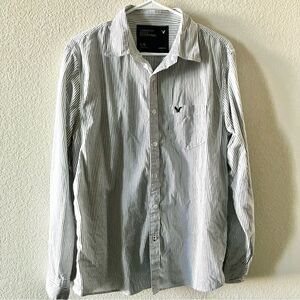 American Eagle Vintage Fit Men’s Pinstripe Button Down Shirt Casual Preppy Large